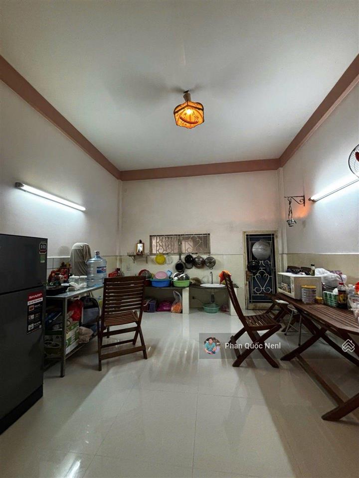 Nhà đẹp, giá tốt  kdc bùi minh trực, quận 8  65m2 (4x16)  giá chỉ 8,9 tỷ  3pn, xe hơi ngủ nhà