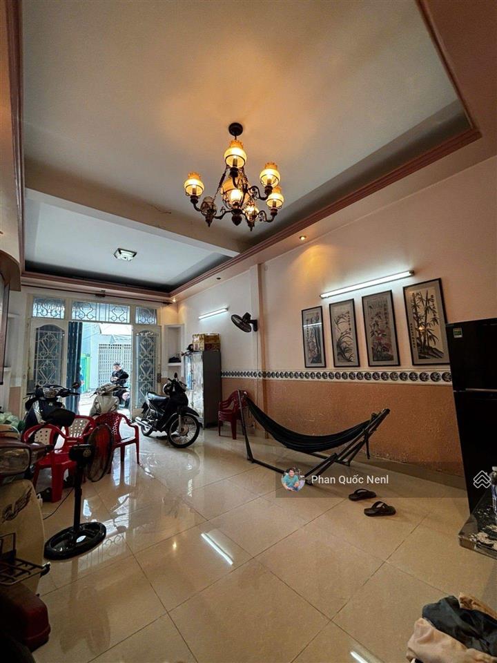 Nhà đẹp, giá tốt  kdc bùi minh trực, quận 8  65m2 (4x16)  giá chỉ 8,9 tỷ  3pn, xe hơi ngủ nhà