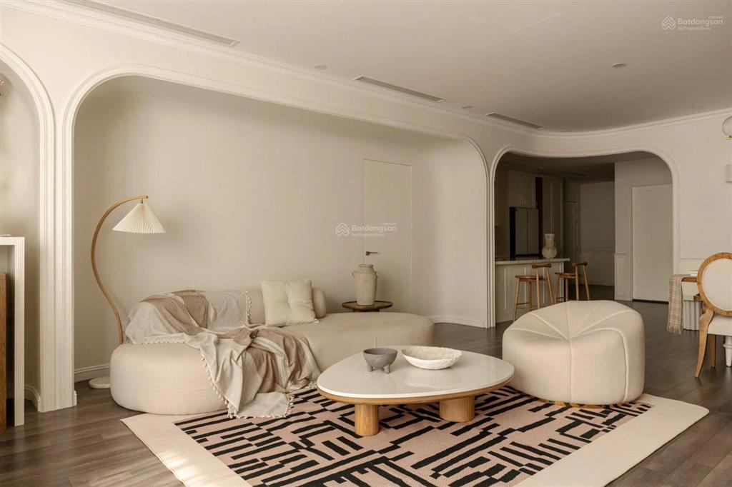 Tìm chủ mới cho căn 131,5m2 3pn siêu rộng, view thoáng, nội thất cao cấp vào ở ngay nhỉnh 14 tỷ