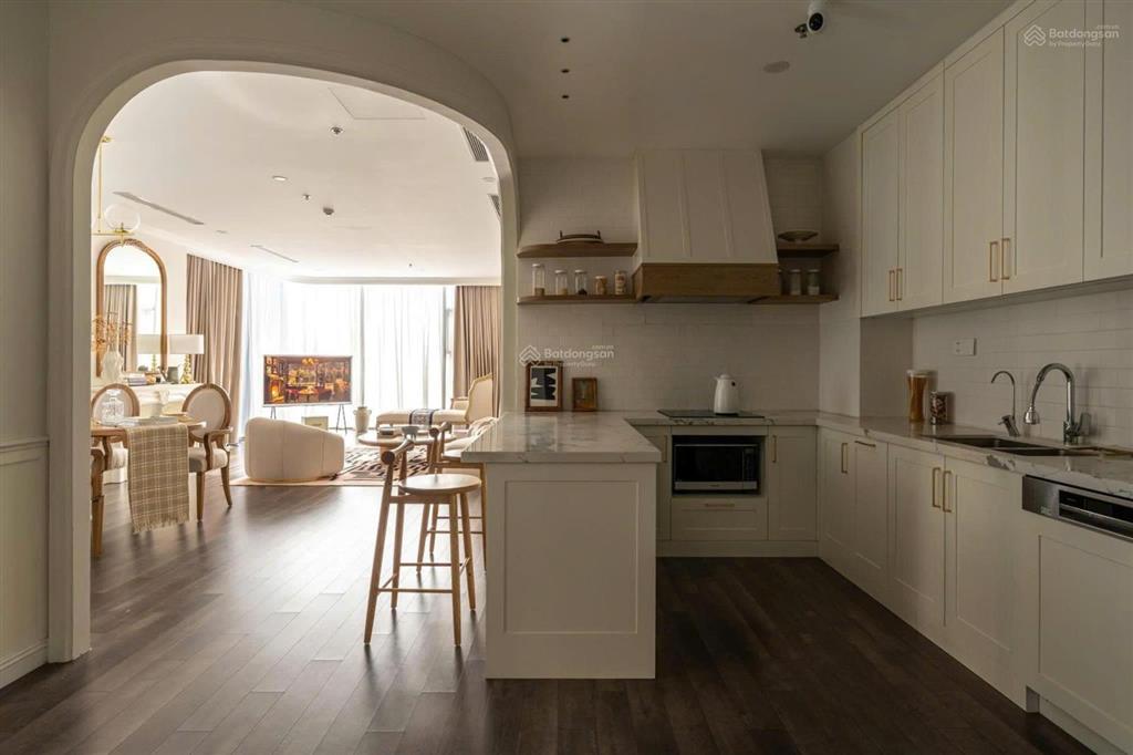 Tìm chủ mới cho căn 131,5m2 3pn siêu rộng, view thoáng, nội thất cao cấp vào ở ngay nhỉnh 14 tỷ