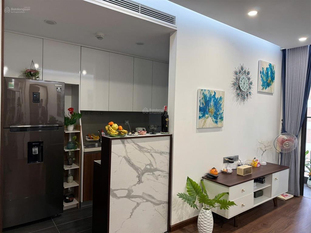 Chính chủ bán căn 60m view hồ starlake đẹp nhất tòa, tặng lại full nội thất siêu đẹp nhỉnh 8 tỷ
