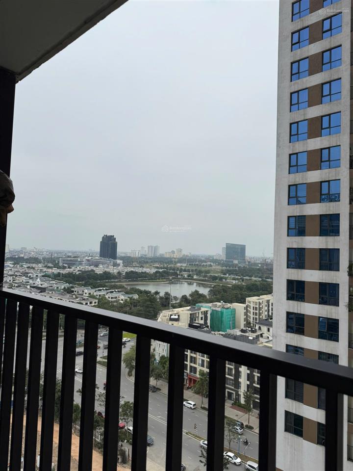 Chính chủ bán căn 60m view hồ starlake đẹp nhất tòa, tặng lại full nội thất siêu đẹp nhỉnh 8 tỷ