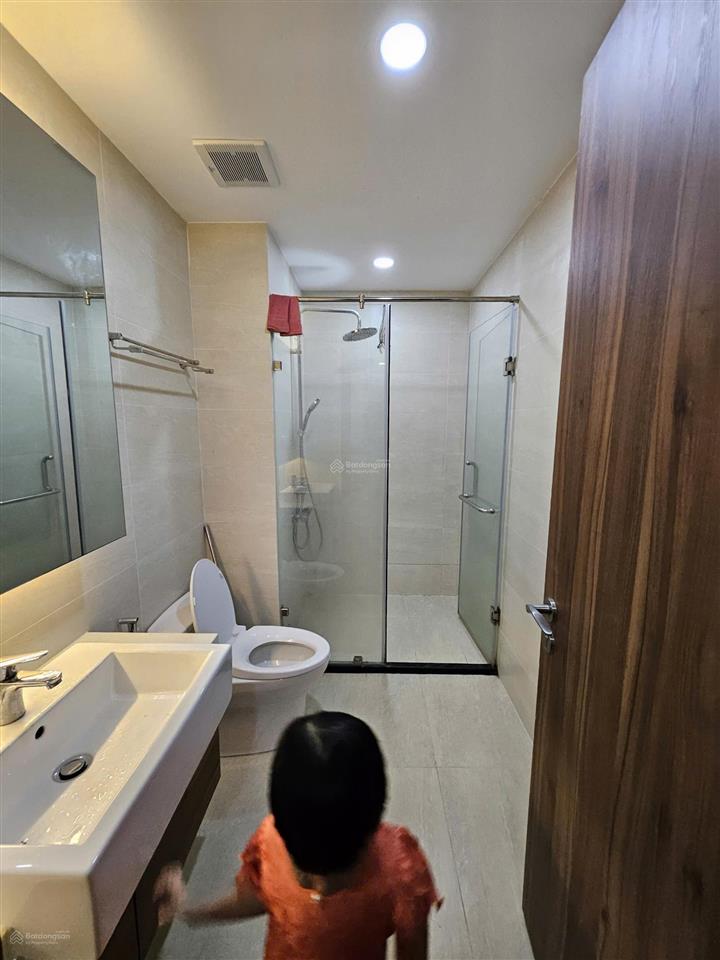 Em trang bán căn 3pn, 95m2 sổ đỏ sẵn cc golden park tầng cao hướng mát, giá siêu tốt chỉ 9.5 tỷ