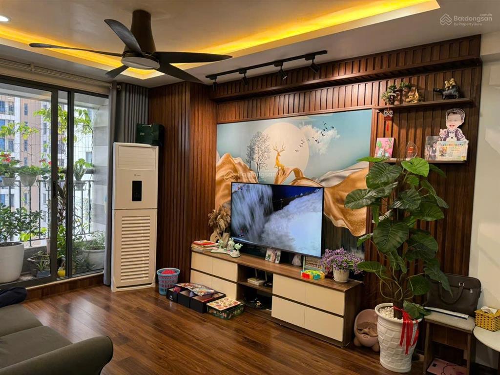 Bán căn 88m2 hướng đông mát mẻ chỉ 8.8 tỷ, 2pn có thể sửa thành 3pn hợp lý
