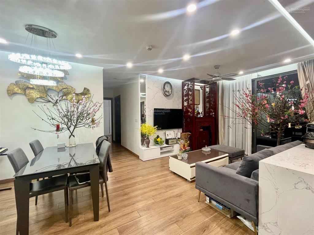 Em trang chuyên dự án 6th element cập nhật quỹ căn bán 60m83m87m và 109m mới nhất tháng 8/2026