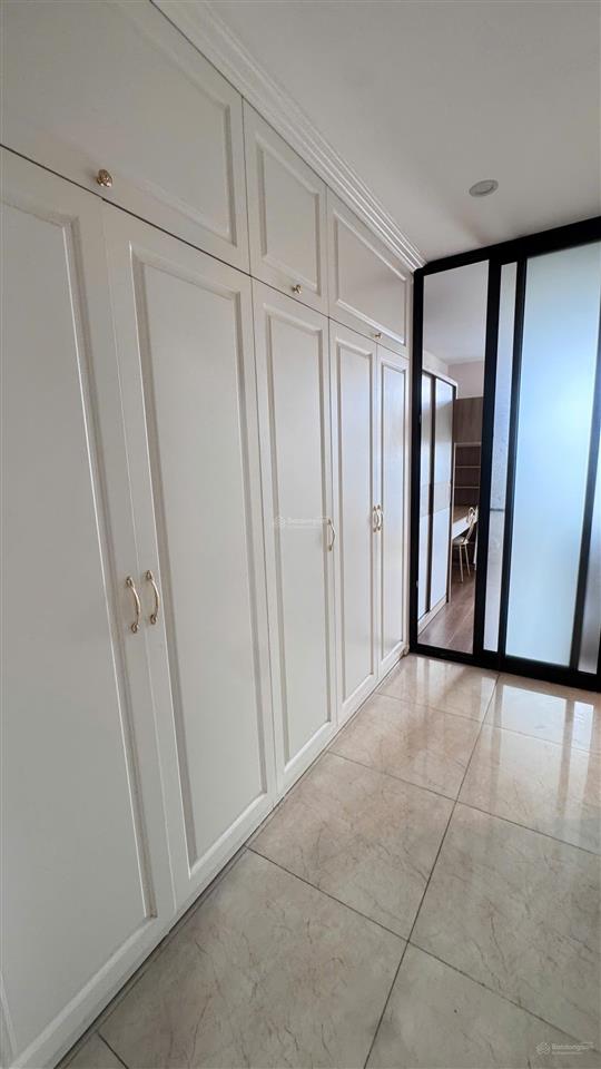 Bán căn 1pn chung cư 110 cầu giấy  52.4m² sẵn sổ đỏ giá chỉ hơn 5 tỷ