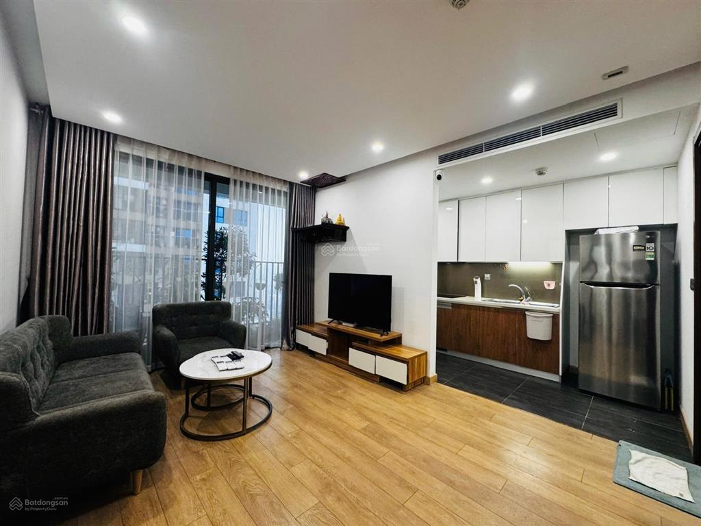 Giá siêu tốt 6th element  căn 60m2 chỉ 6,98 tỷ, tầng cao hướng nam, lại sẵn nội thất vào ở ngay