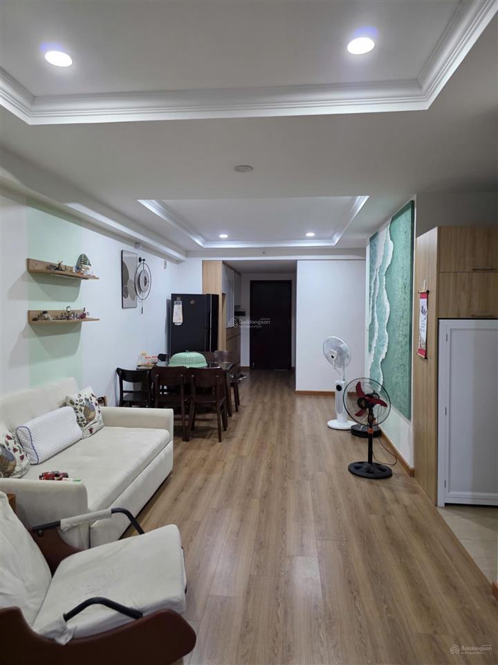 Bán căn 2pn view hồ tây sổ đỏ lâu dài tại ecolife tây hồ  tặng lại full nội thất vào ở ngay