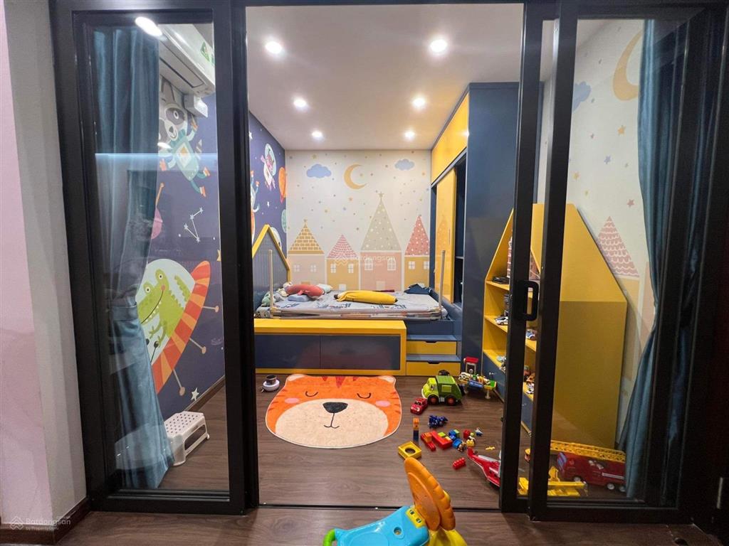 7 tỷ sở hữu căn 60m2 hướng nam mặt ngoài view thoáng, giá tốt 6th element