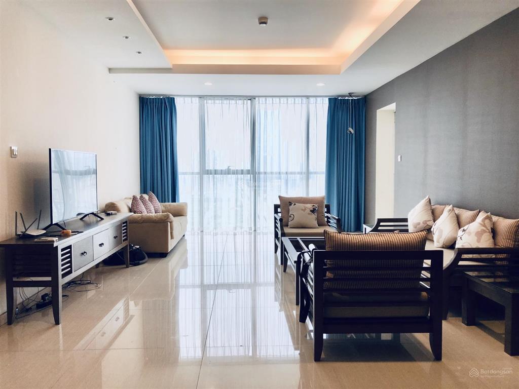 Gia đình e bán căn góc 119m2 3n2wc full nội thất view hồ có slot 200k giá 8,5 tỉ ở thăng long