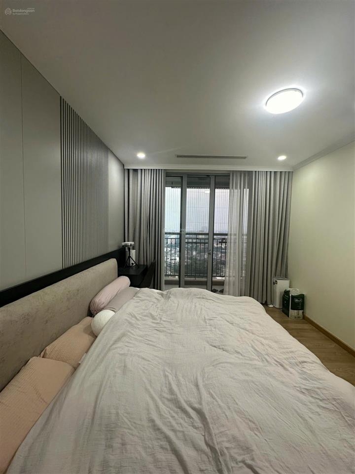 Nhà đẹp chỉ việc ở 122m2 4n2wc nội thất như ảnh view đẹp sẵn sổ hỗ trợ bank giá chào 15,x tỉ
