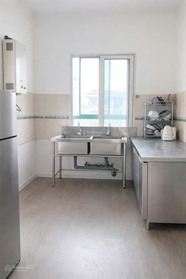 Giá giảm sâu căn hộ 17t5 hoàng đạo thuý 151m2 3n3wc tầng trung đẹp ban công đn mát lạnh giá 9,2 tỉ