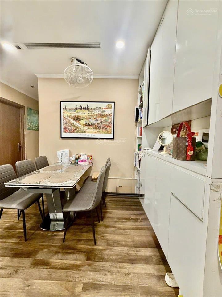 Chủ thiện chí và hiểu thị trường căn hộ 79,5m2 2n2wc full nội thất đẹp ở tòa a3 gardenia