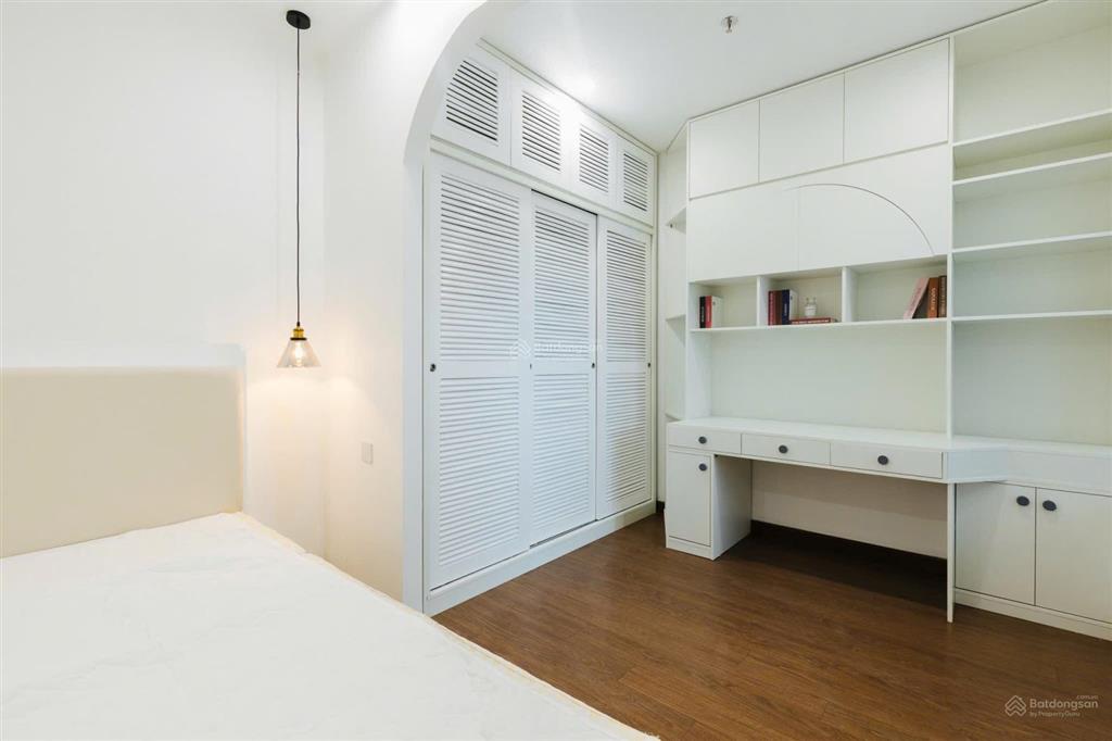 Giảm sâu 900tr căn 87,52m2 2n2wc full nội thất đẹp tầng trung rẻ thời điểm này ở the matrix