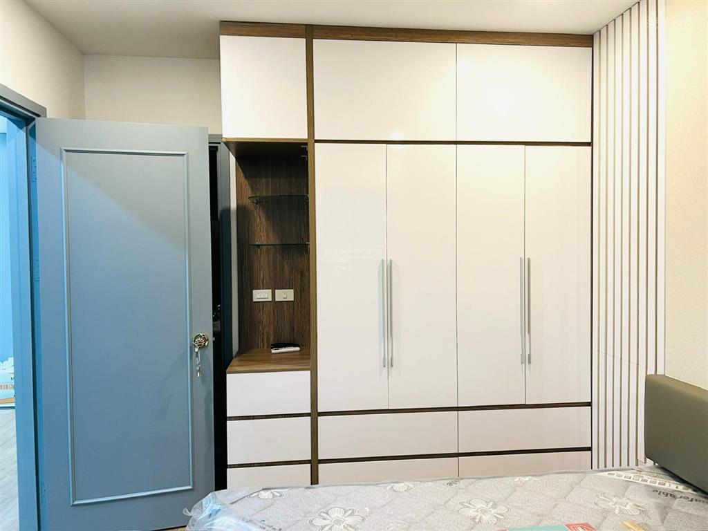 Bán cc 69m2, 2pn, 2wc tại nhà ở xã hội bộ tư lệnh tăng thiết giáp, 4,55 tỷ vnd sổ đỏ tầng trung