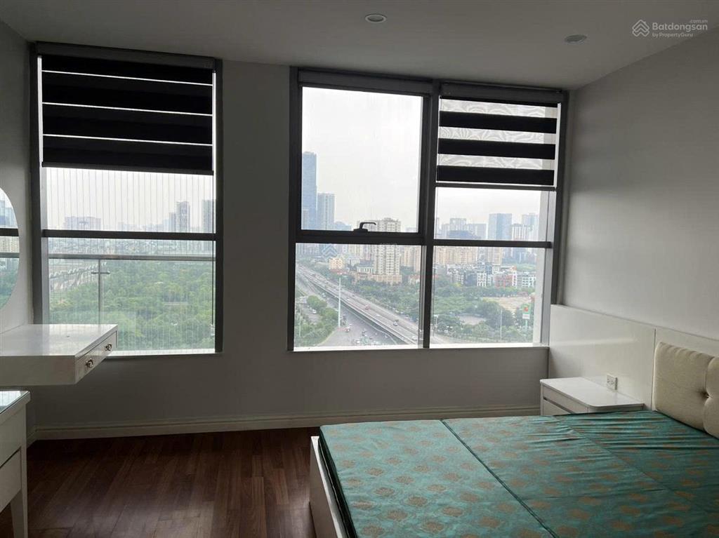 Giảm quá sâu 4pn, 2wc, 173m2, full nội thất đại lộ cực đẹp giá 12 tỷ tại thăng long number one