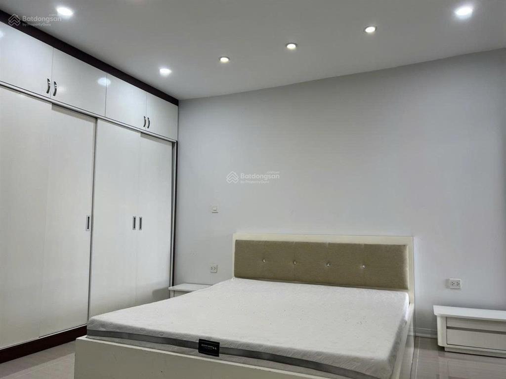 Giảm quá sâu 4pn, 2wc, 173m2, full nội thất đại lộ cực đẹp giá 12 tỷ tại thăng long number one