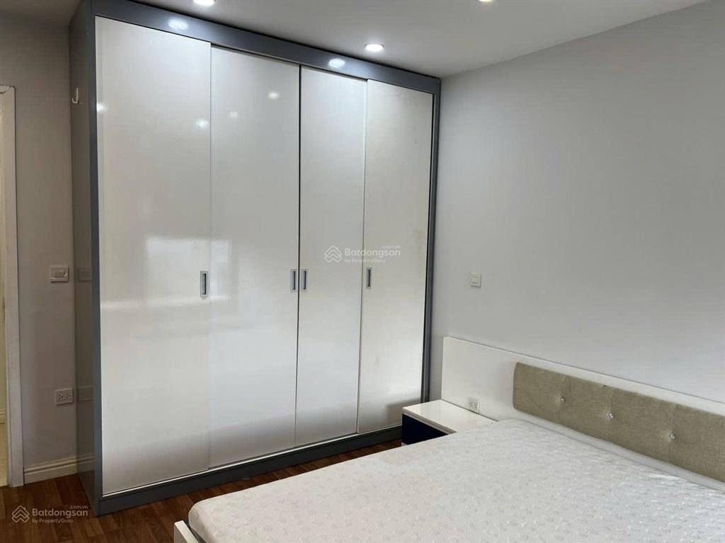 Giảm quá sâu 4pn, 2wc, 173m2, full nội thất đại lộ cực đẹp giá 12 tỷ tại thăng long number one
