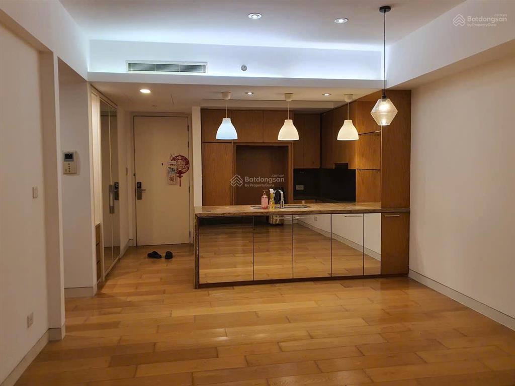 Giảm giá bán nhanh căn 93m2 2n2wc full nội thất tầng trung đẹp sẵn sổ đỏ anh chị qtam  0961 899 ***