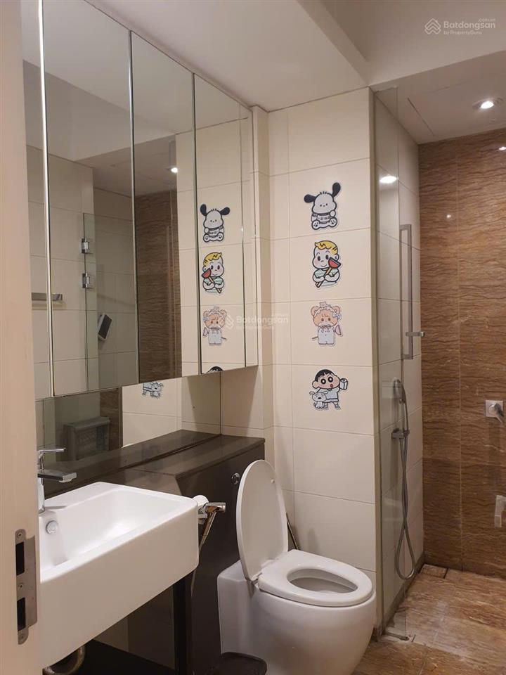 Giảm giá bán nhanh căn 93m2 2n2wc full nội thất tầng trung đẹp sẵn sổ đỏ anh chị qtam  0961 899 ***