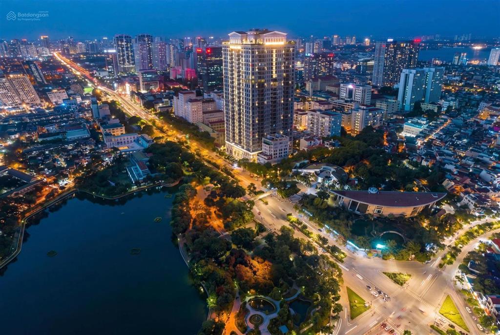 Bán gấp trong tháng 236,31m2 3n2wc tầng trung 2x view hồ nghĩa tân đang làm sổ giá 50,5 tỉ bao all