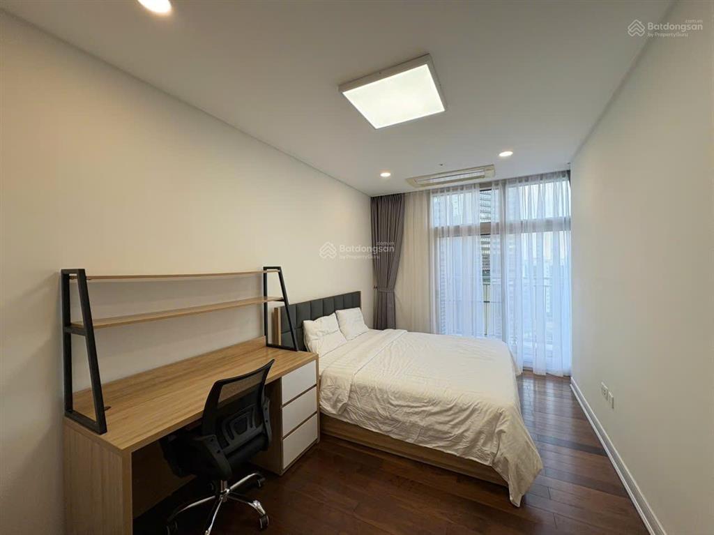 Căn hoa hậu giá tốt 206m2 5n4wc view hồ cực đẹp sẵn sổ đỏ nội thất full ở keangnam giá nhỉnh 19 tỉ