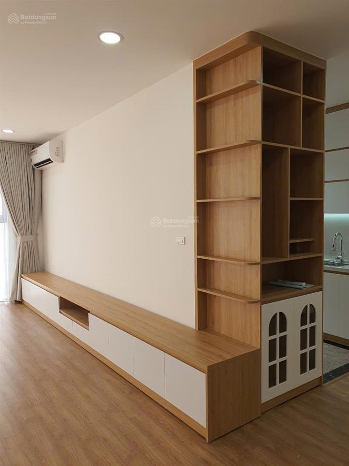 Bể bank cắt lỗ căn 135m2 3n3wc tầng trung view đẹp sẵn sổ đỏ giao dịch đc luôn giá 60tr/m2 cực rẻ