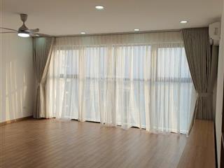 Bể bank cắt lỗ căn 135m2 3n3wc tầng trung view đẹp sẵn sổ đỏ giao dịch đc luôn giá 60tr/m2 cực rẻ