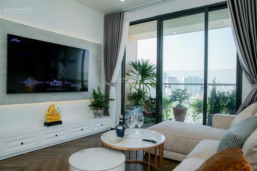 Bán căn hộ 3pn, 2wc tại hong kong tower, giá cực chất 9,9 tỷ, 117m2, view đẹp sẵn sổ đỏ và slot oto