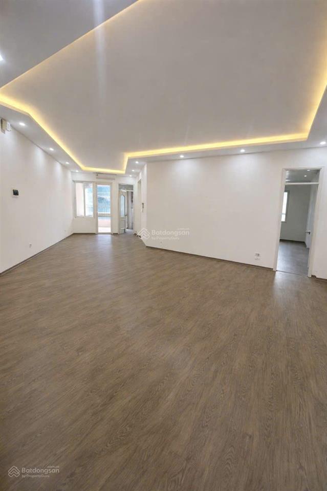 Gia đình thiện chí bán 225m2, 3pn, 3wc sẵn sổ đỏ tại sudico, giá tốt 54 triệu / m2 0961 899 ***