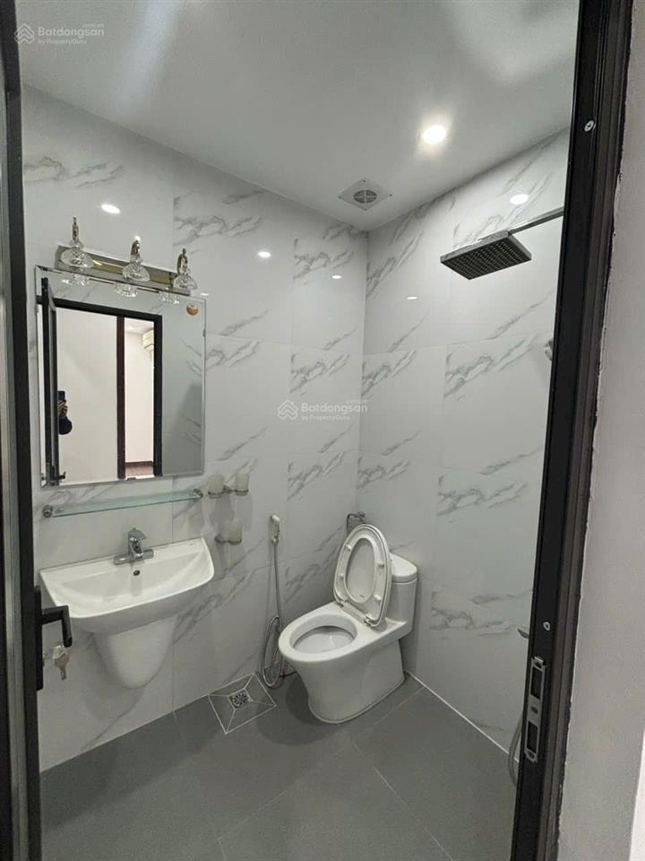 Bán chung cư ct2a hoàng cầu, đống đa, hà nội 60 m2, 2 pn, 6.1 tỷ