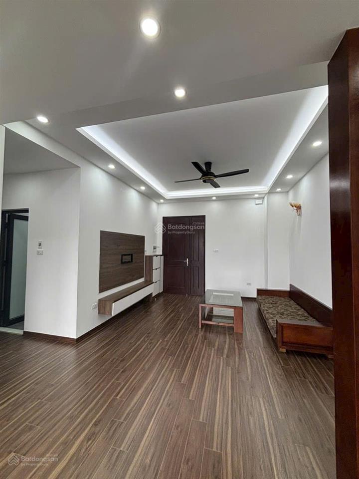 Bán chung cư ct2a hoàng cầu, đống đa, hà nội 60 m2, 2 pn, 6.1 tỷ