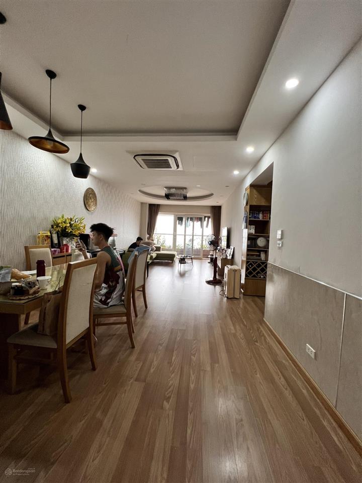 Bán căn hộ 3pn, 2wc tại chung cư viện chiến lược khoa học công an, giá siêu hời 8,6 tỷ, 130m2