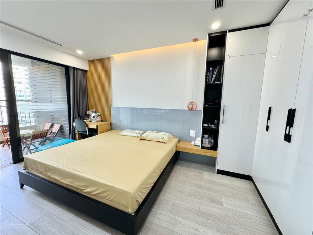 Bán chung cư siêu rẻ tòa 17t đô thị trung hòa  nhân chính, 9,6 tỷ, 151m2, 3 phòng ngủ
