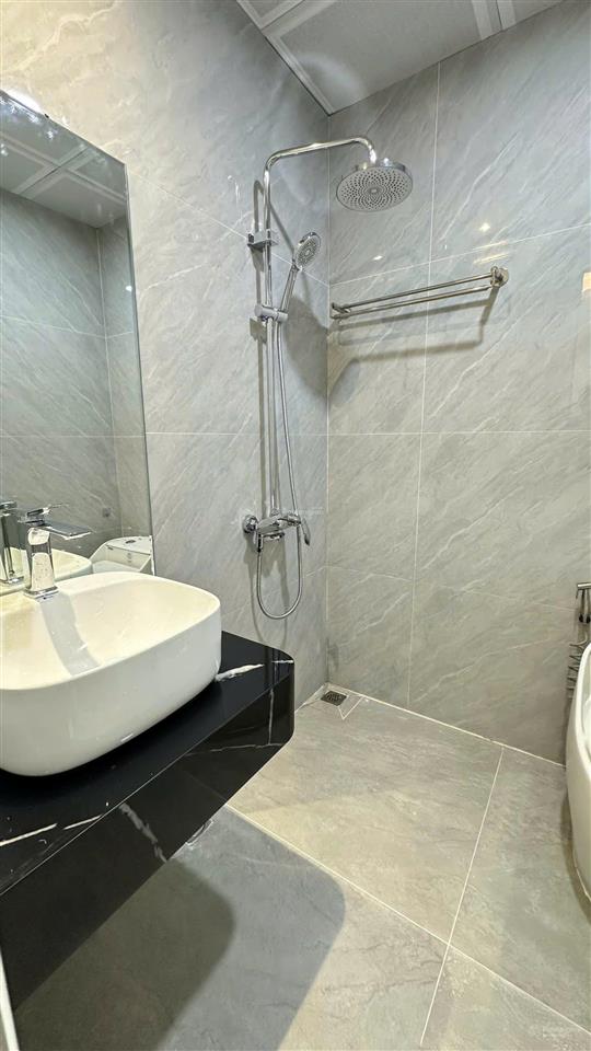 Bán chung cư phố vũ phạm hàm, yên hòa, hà nội, 70m2, 2 pn nhà siêu đẹp giá hot 5,9 tỷ vnd