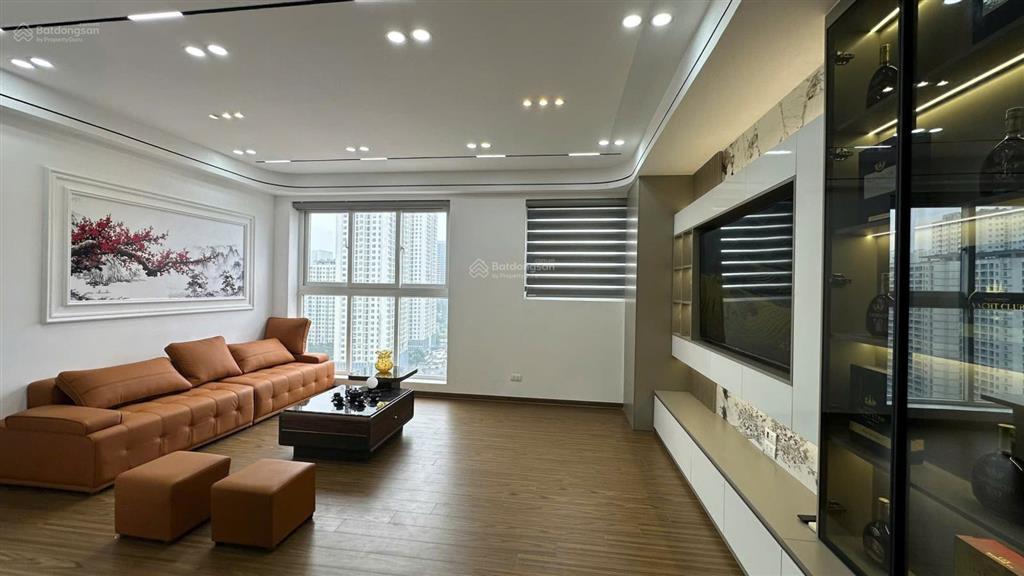 Bán chung cư phố vũ phạm hàm, yên hòa, hà nội, 70m2, 2 pn nhà siêu đẹp giá hot 5,9 tỷ vnd