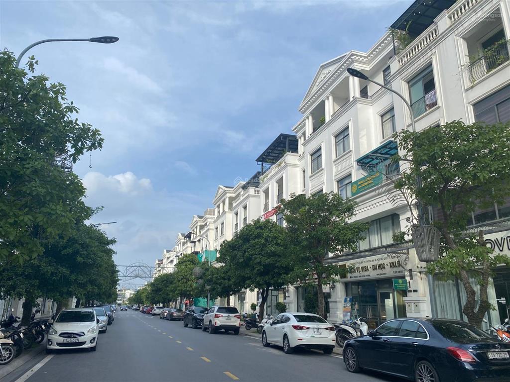 Cần tiền bán gấp căn rẻ nhất dự án, 120m2, chỉ 8.9 tỷ, 2 mặt thoáng, thuận tiện kinh doanh