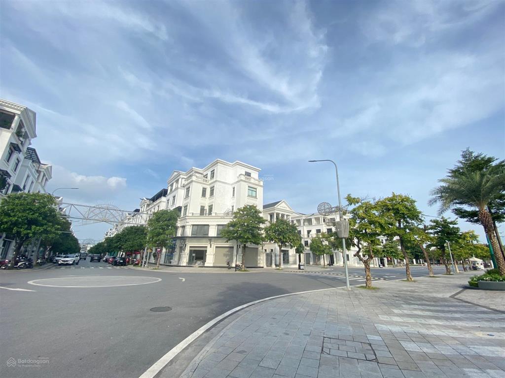 Cần tiền bán gấp căn rẻ nhất dự án, 120m2, chỉ 8.9 tỷ, 2 mặt thoáng, thuận tiện kinh doanh