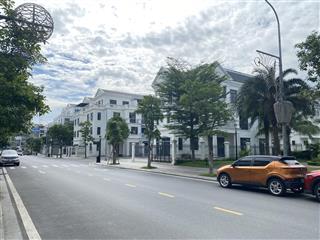Cần bán căn view công viên cuối cùng của dự án, 105m2, chỉ 11.8 tỷ, phù hợp để ở hoặc kinh doanh