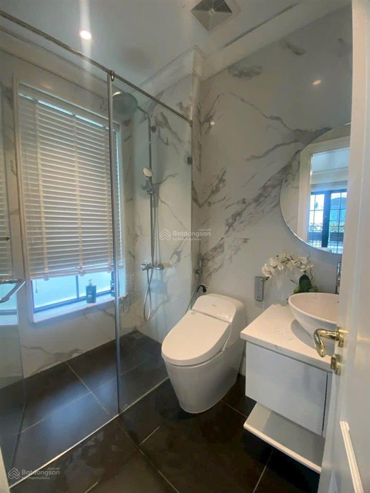 Bán căn biệt thự view hồ rẻ nhất dự án, 226m2, chỉ 24 tỷ, hoàn thiện nội thất châu về ở luôn
