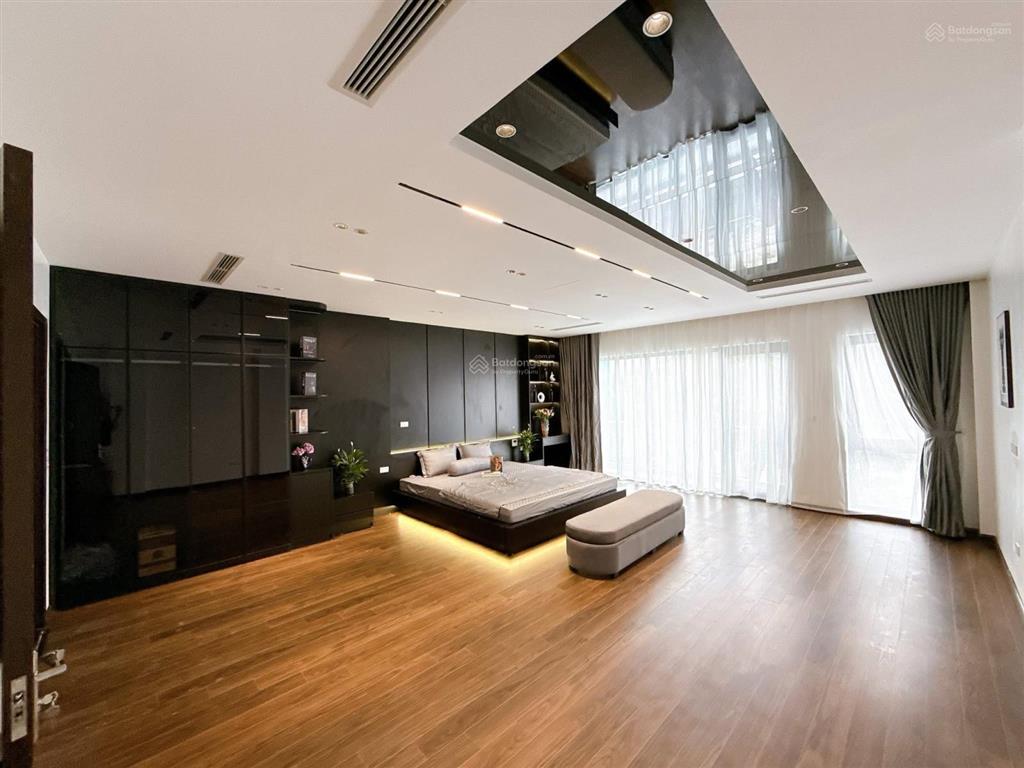 Bán căn liền kề rẻ nhất dự án, 110m2, chỉ 9.4 tỷ, hoàn thiện nội thất, view công viên, cực hiếm