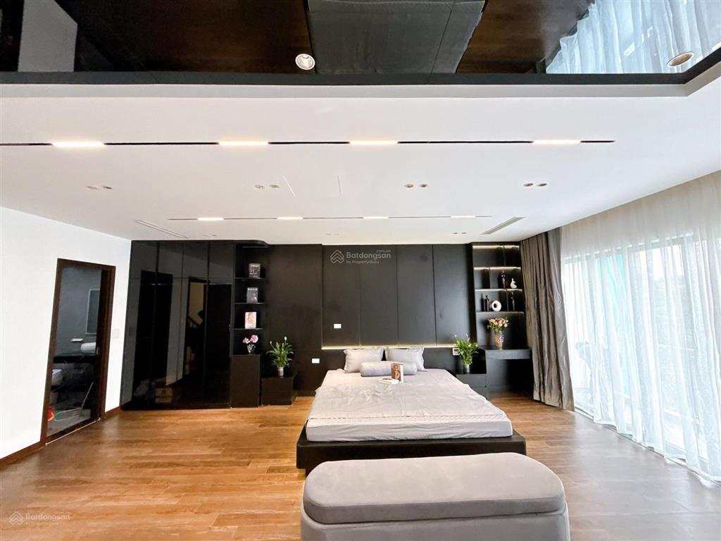 Bán căn liền kề rẻ nhất dự án, 110m2, chỉ 9.4 tỷ, hoàn thiện nội thất, view công viên, cực hiếm