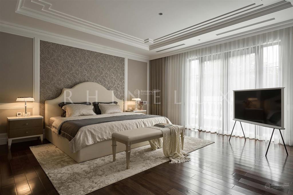 Bán biệt thự đơn lập hoa sữa vinhomes riverside  405m²  2 mặt view vườn hoa & sông  hàng hiếm