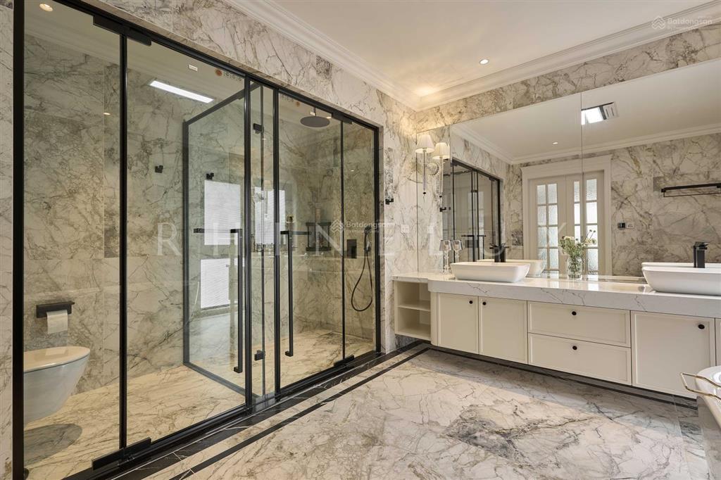 Bán biệt thự đơn lập hoa sữa vinhomes riverside  405m²  2 mặt view vườn hoa & sông  hàng hiếm