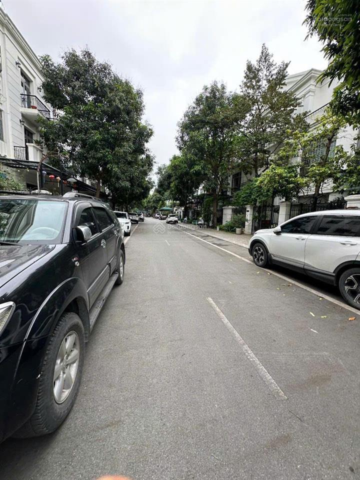 Chính chủ bán biệt thự liền kề nguyệt quế 2x  90m²  vinhomes riverside harmony  chỉ 37 tỷ