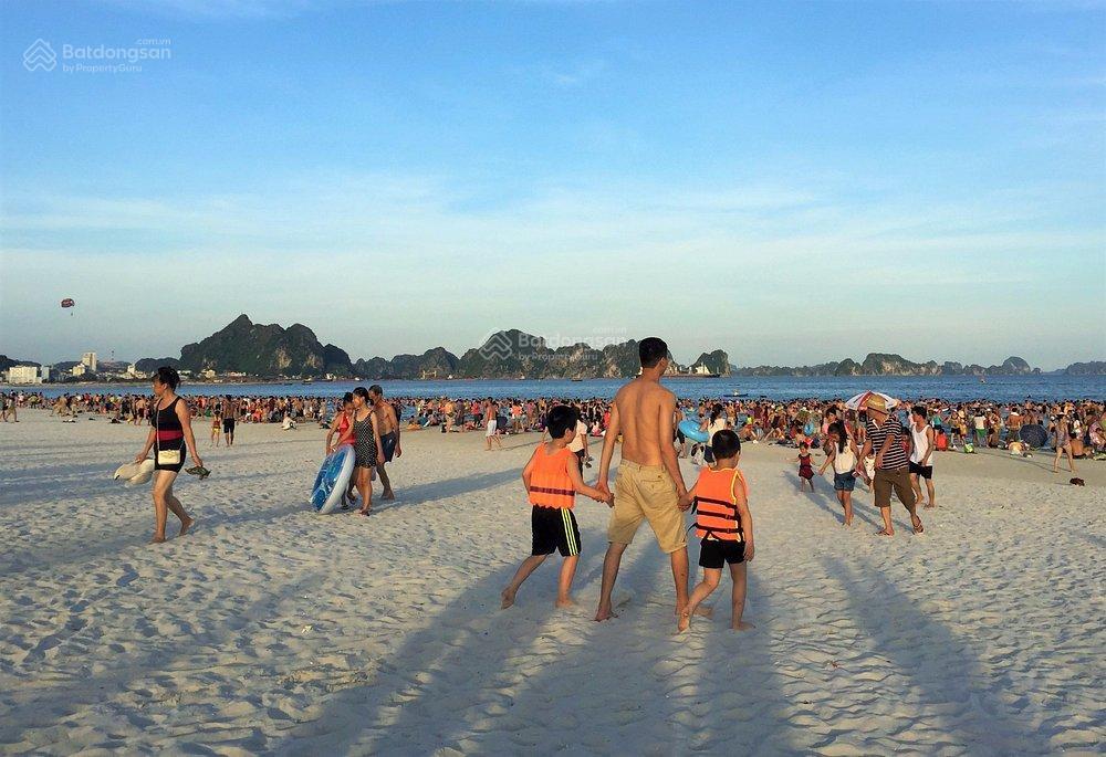 Cần bán khách sạn mặt phố vườn đào trung tâm bãi cháy, hạ long dòng tiền khủng giá chỉ 8,5 tỷ