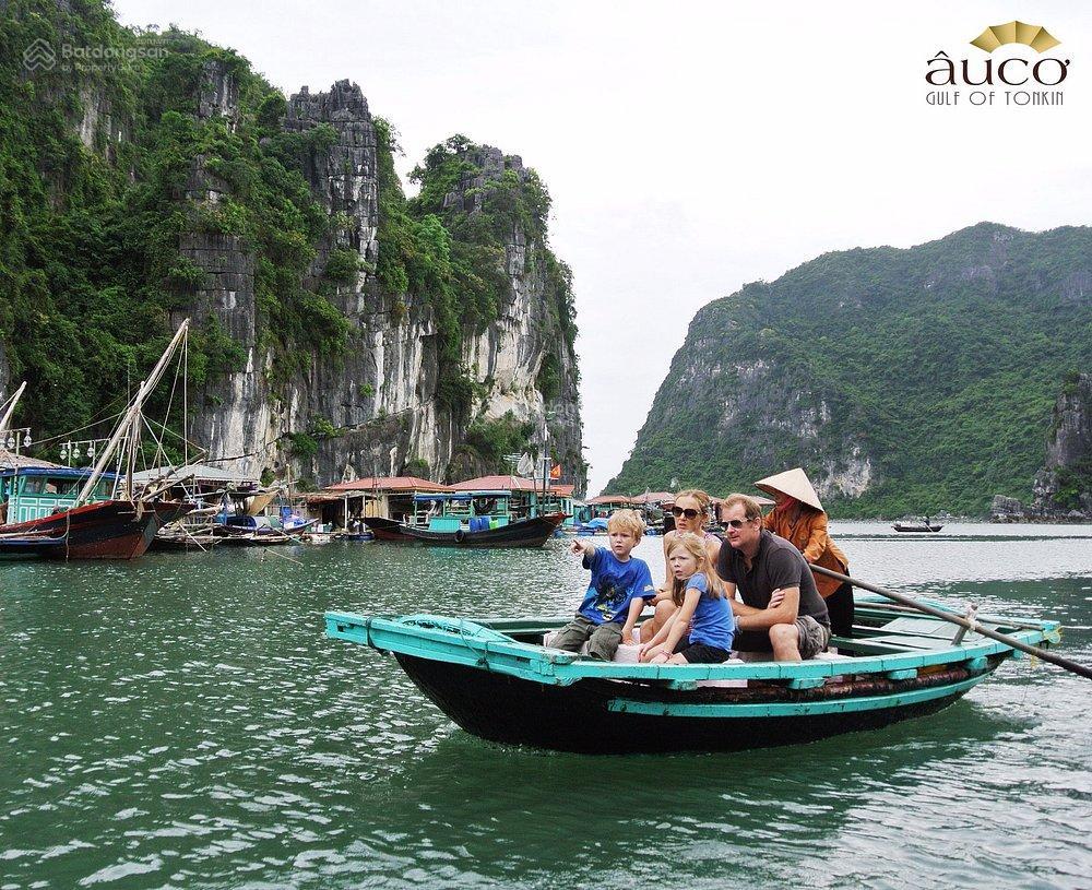 Cần bán khách sạn mặt phố vườn đào trung tâm bãi cháy, hạ long dòng tiền khủng giá chỉ 8,5 tỷ