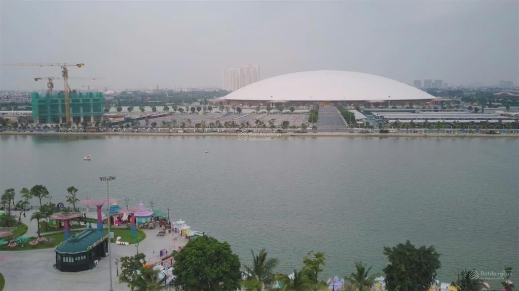 Chính chủ bán biệt thự tứ lập hoàng gia vinhomes cổ loa view hồ thiên nga  127,5m2  chỉ 45 tỷ