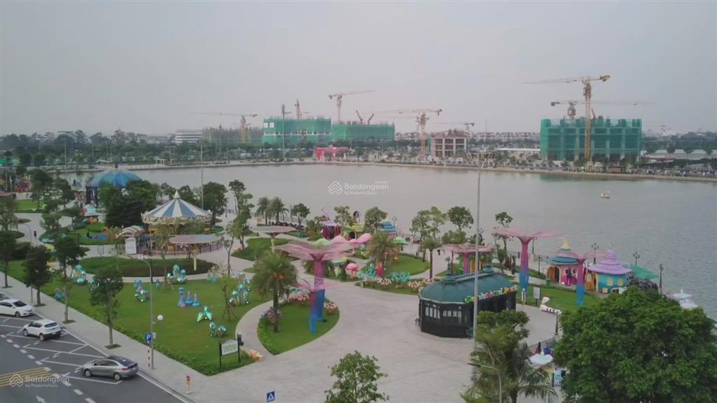 Chính chủ bán biệt thự song lập thiên nga vinhomes cổ loa  view công viên  136m2  chỉ 52 tỷ