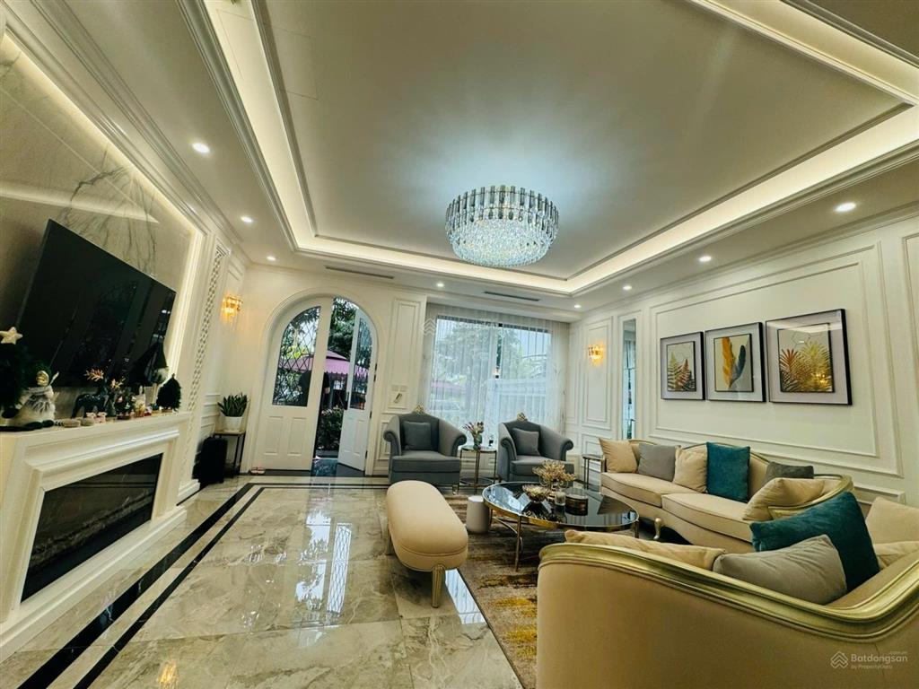 Bán biệt thự song lập khu tulip  vinhomes riverside harmony  view hồ 12.5ha  nội thất sang trọng